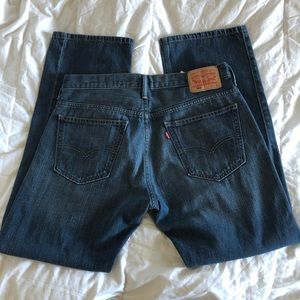 569 LEVIS 32x32
